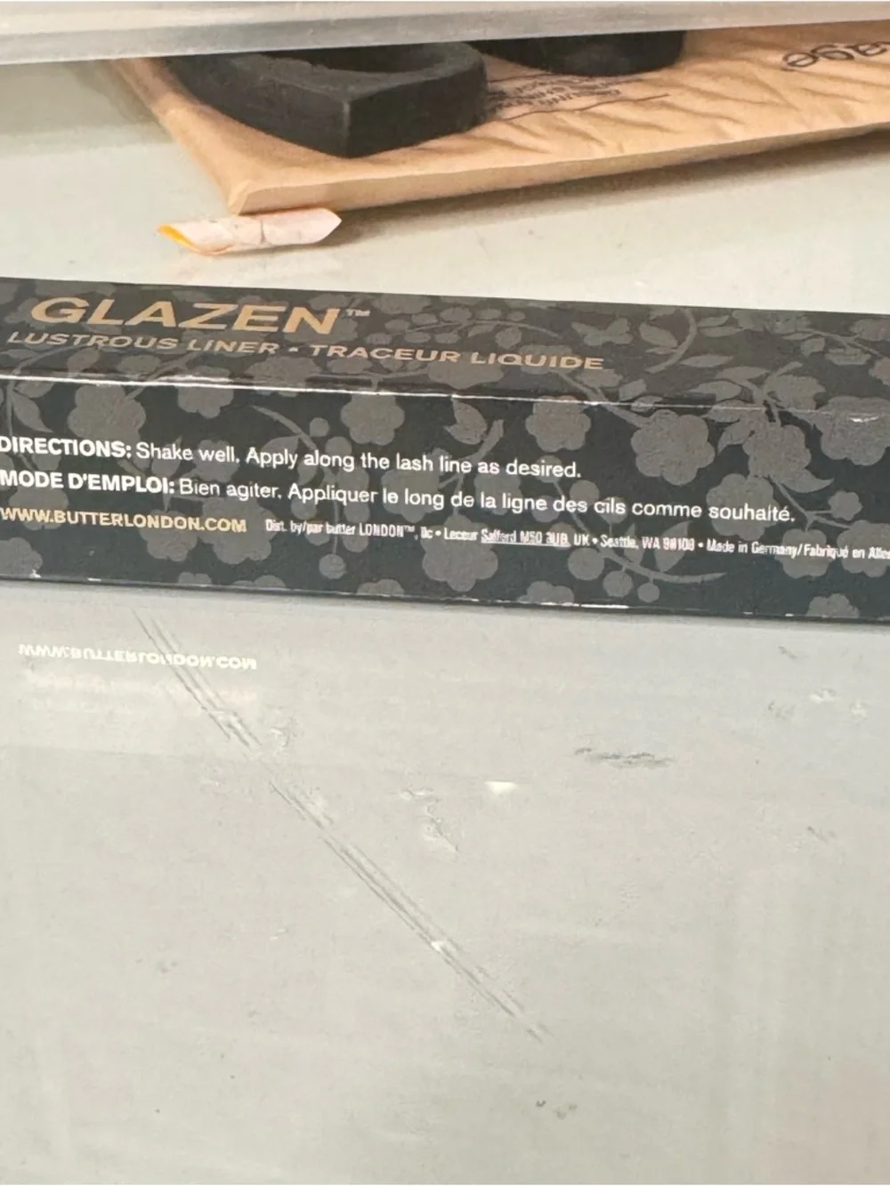 Butter London Glazen Lustrous Eyeliner in Ultraviolet 0.11 oz